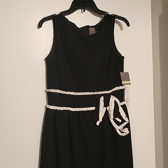 NWT TAYLOR Sleeveless Round Neck Black/Ivory Dress Size 4 - Picture 3 of 8